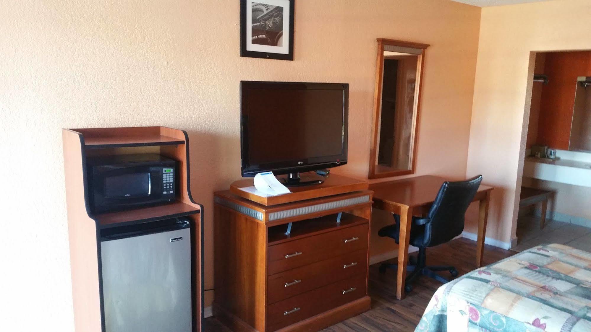 America'S Best Inn Montgomery مونتغومري المظهر الخارجي الصورة