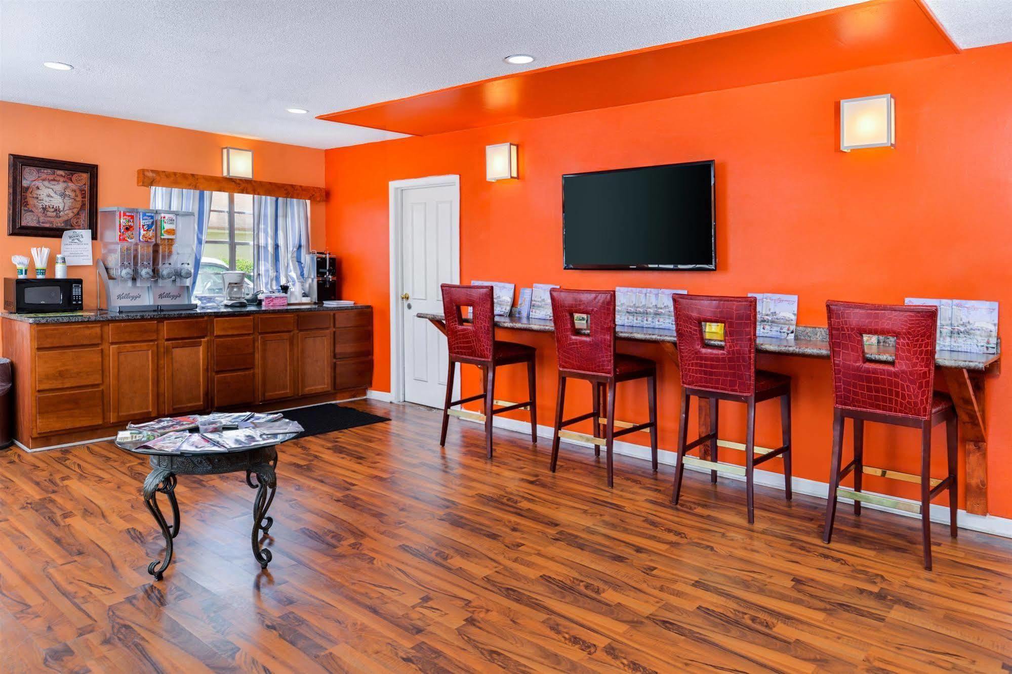 America'S Best Inn Montgomery مونتغومري المظهر الخارجي الصورة