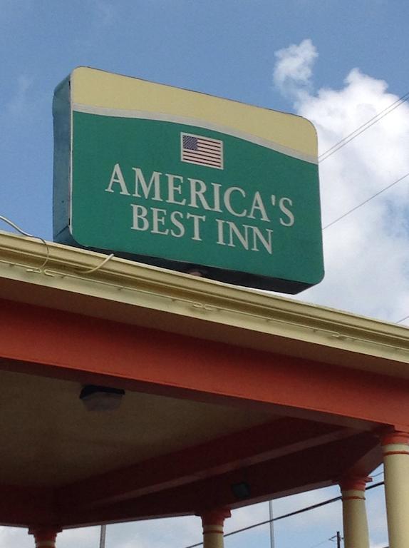 America'S Best Inn Montgomery مونتغومري المظهر الخارجي الصورة